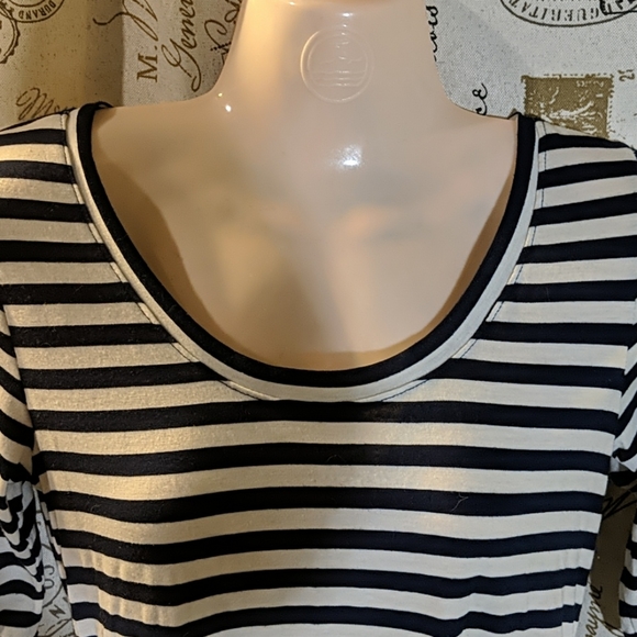 Green Envelope Navy/White Striped Top - Picture 2 of 6
